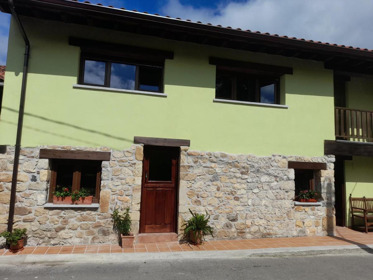 La Posada Del Canario Onís Exterior foto
